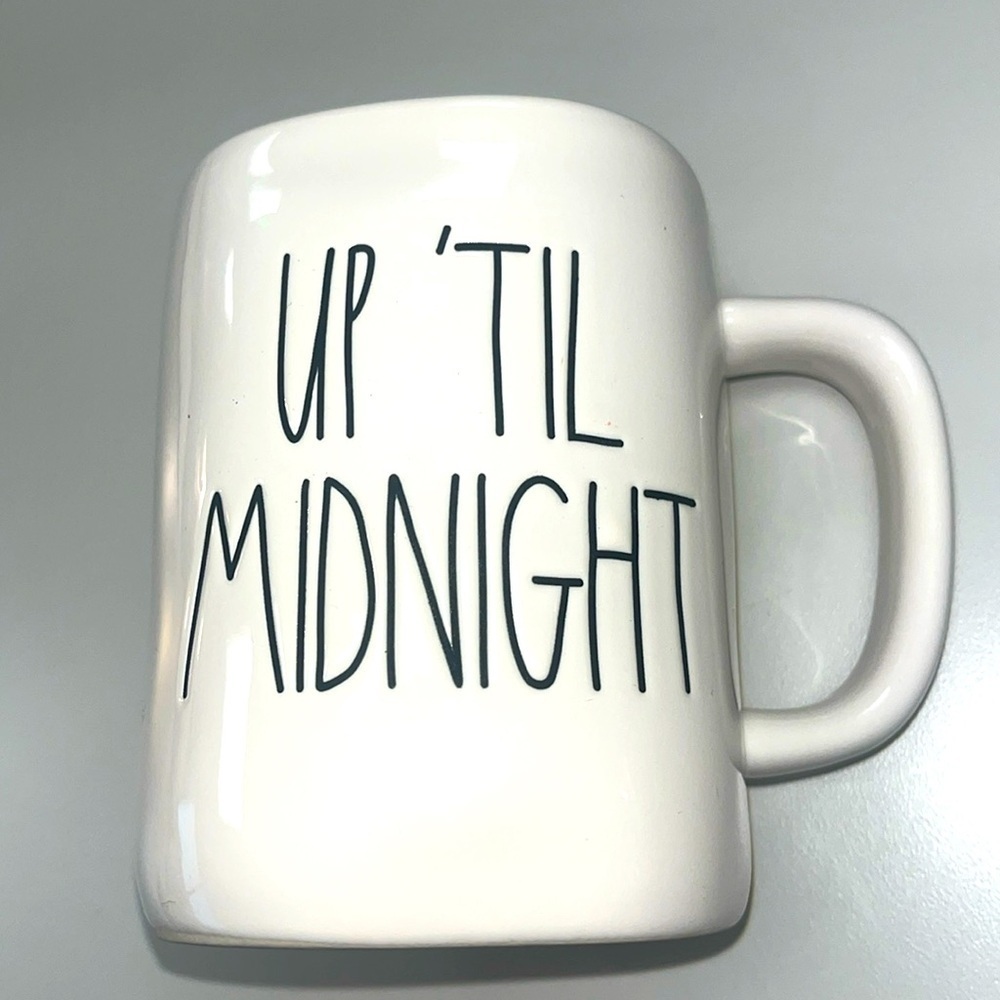 Rae Dunn large Mug Up Til Midnight, double design with clock / one size
